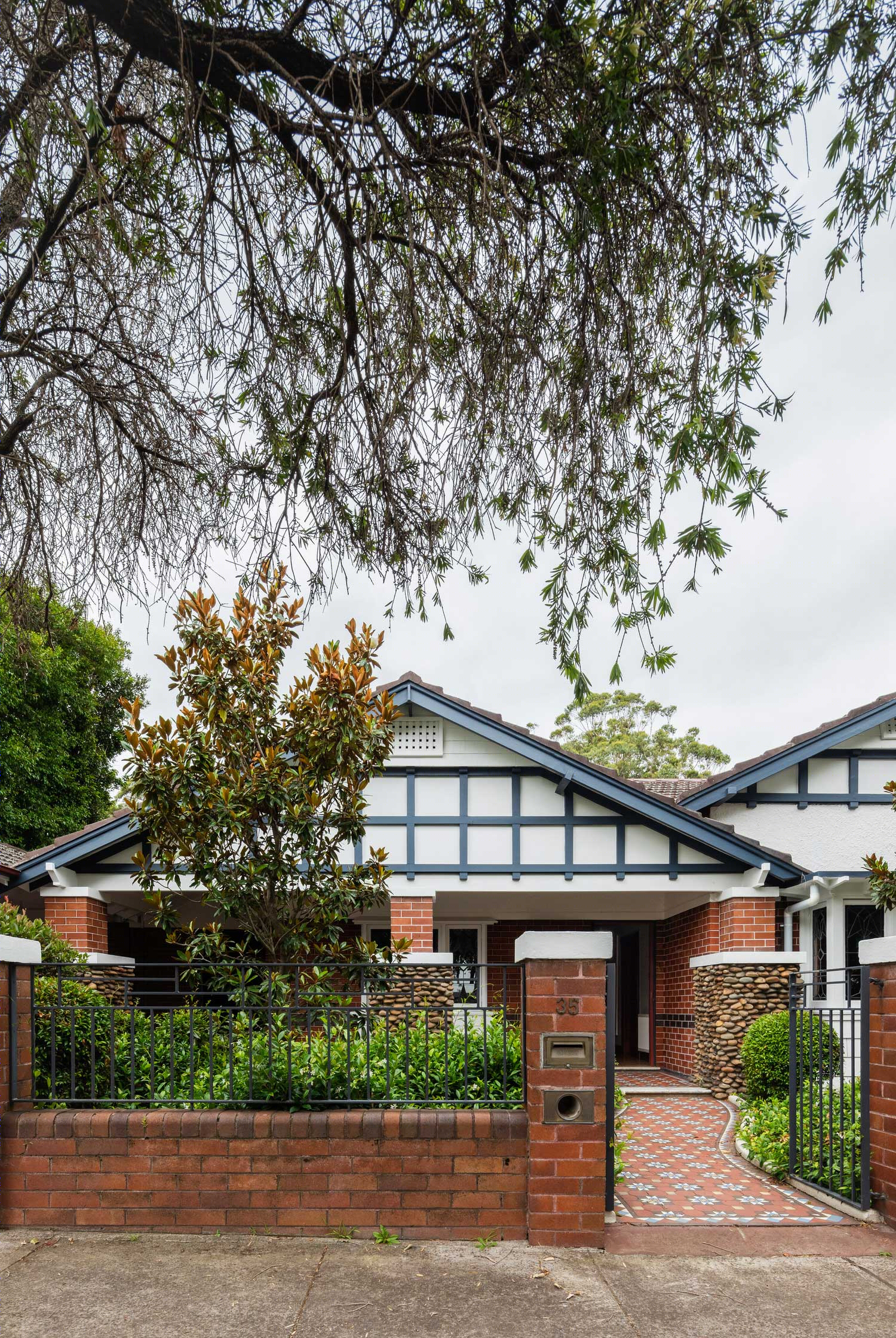 反转魅力 | 悉尼 Dulwich Hill House 的加州小屋新诠释-1