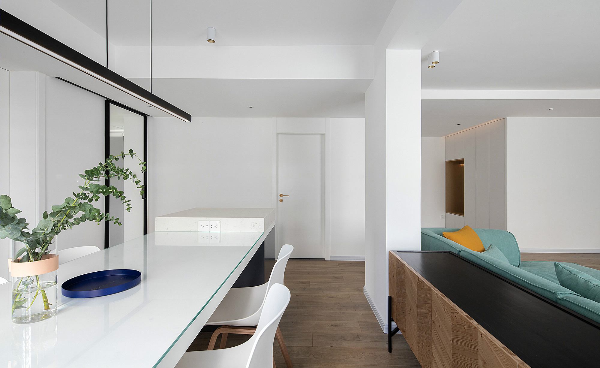 婚房翻新，2000 年建筑变身清新宜居空间-56