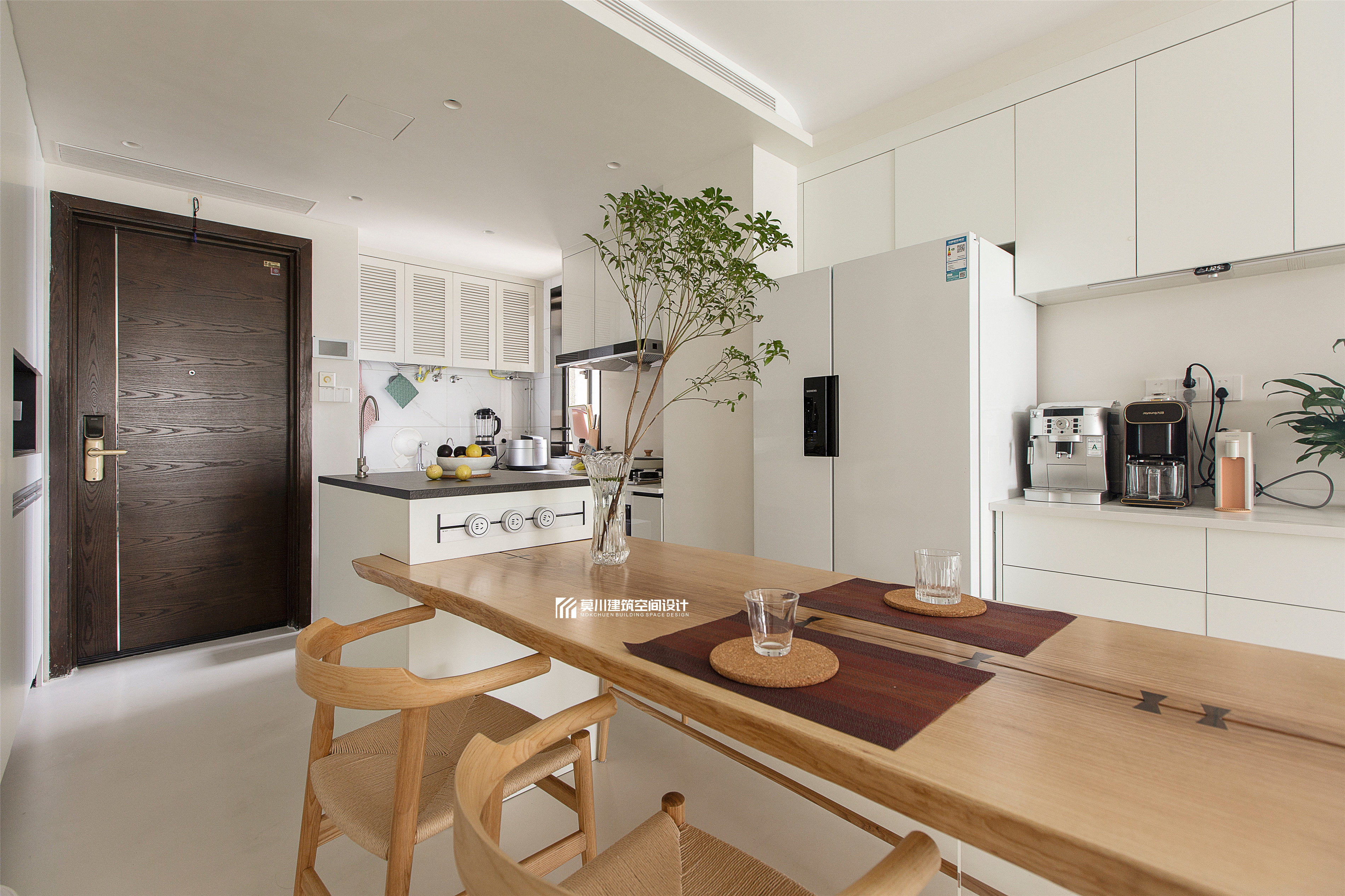 万科和风轩 90㎡现代婚房设计-12