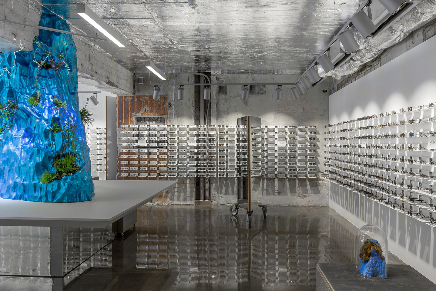 Friends & Frames 眼镜店-16