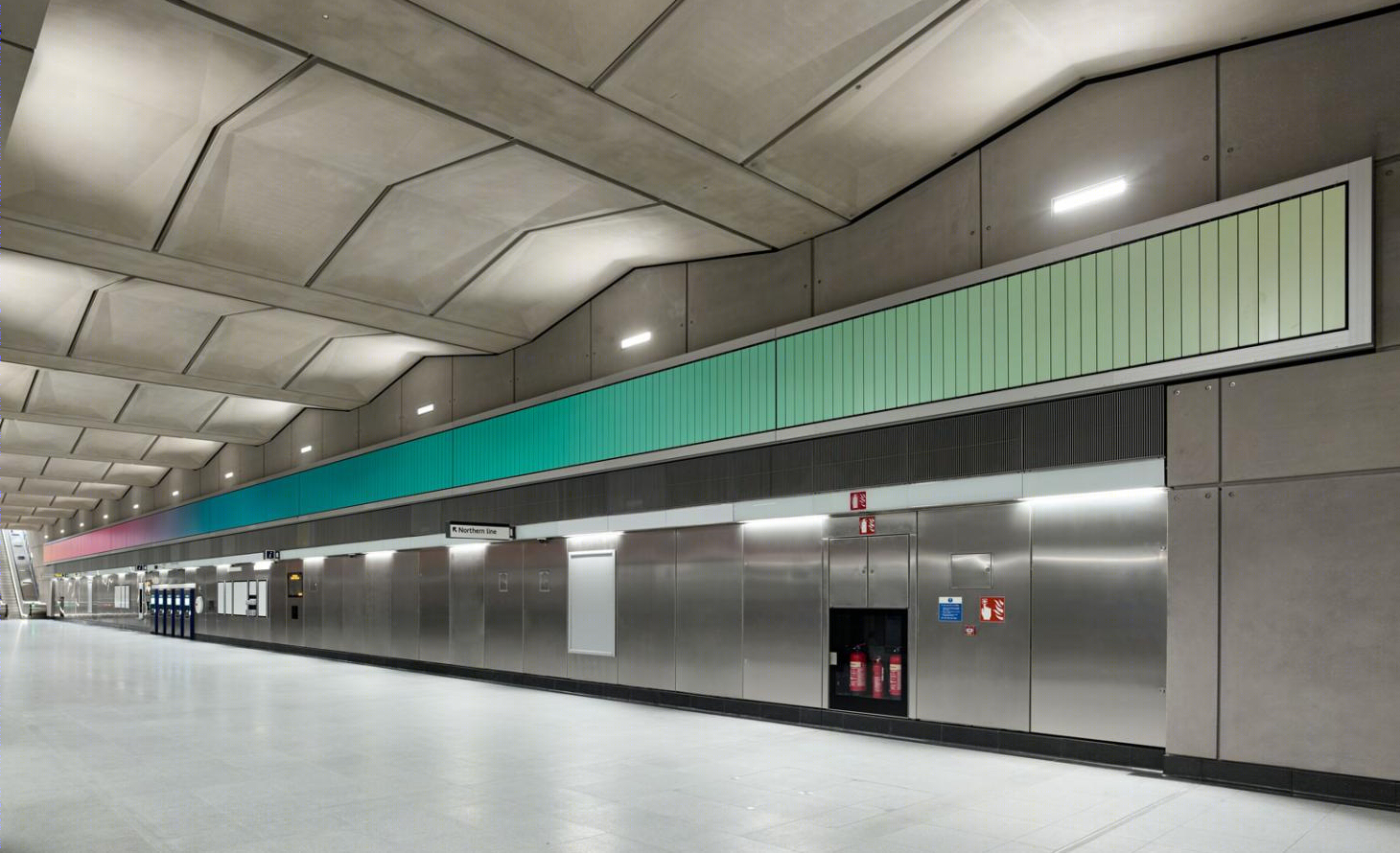 动力站地下铁的艺术装置 | Alexandre da Cunha 的"日升日落"-11