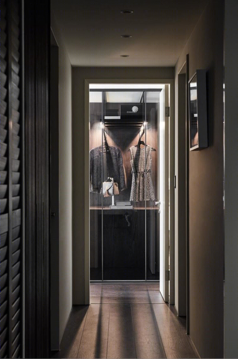 深木遇上大理石，打造现代住宅空间-22