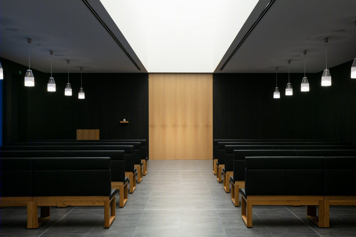 捷克 Valašské Meziříčí 殡仪馆-38