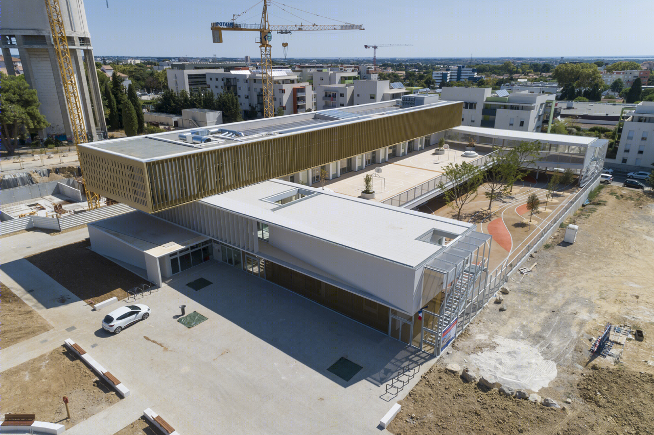 MDR Architectes 打造绿色环绕的法国校园-1