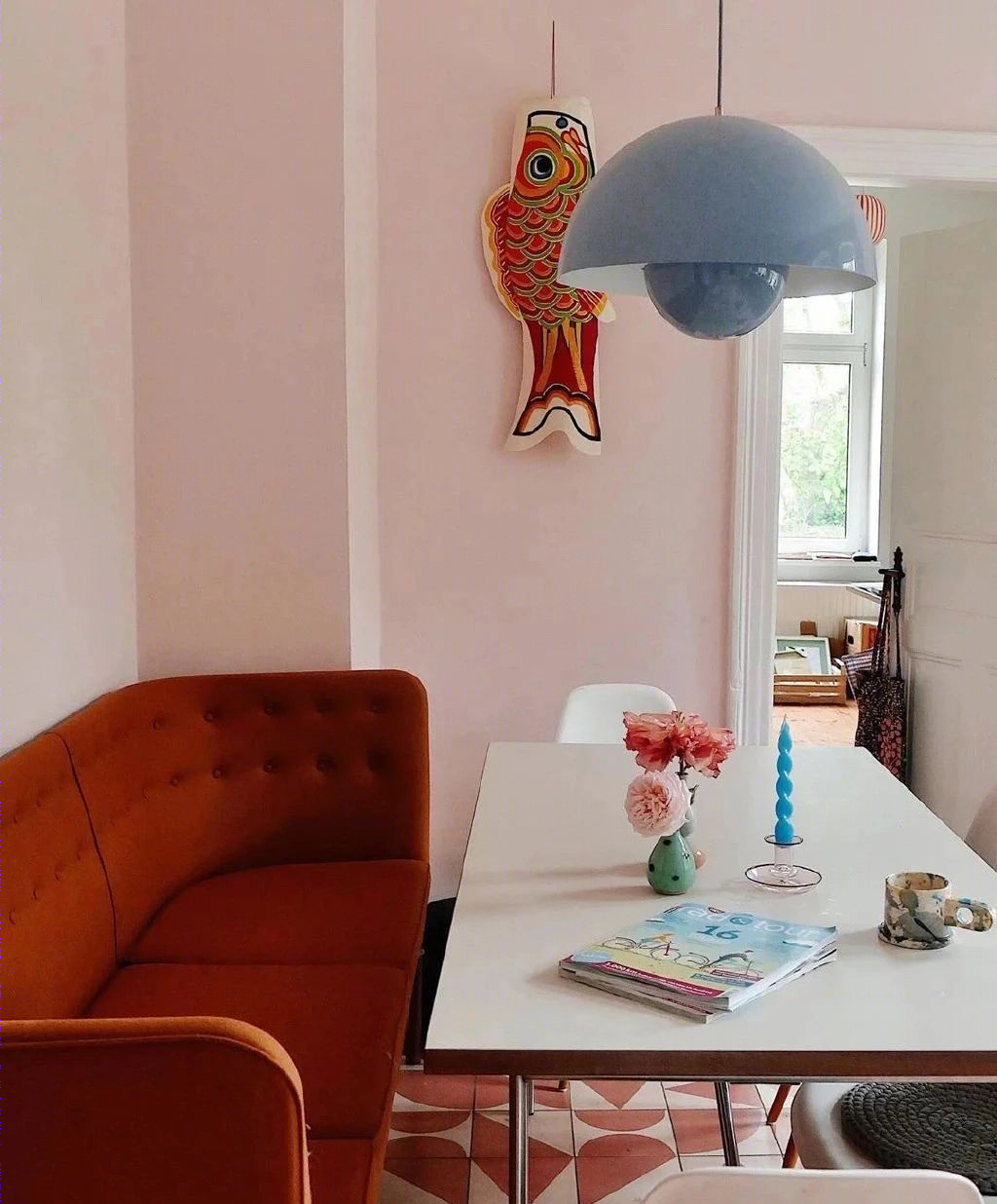 德国北部乡间小屋，经典家具与现代美学的完美融合-9