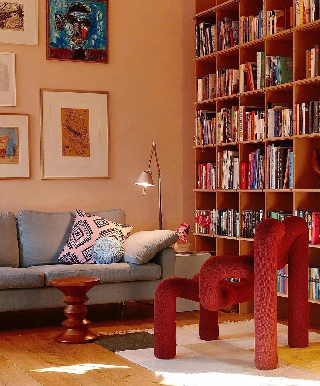 德国北部乡间小屋，经典家具与现代美学的完美融合-16