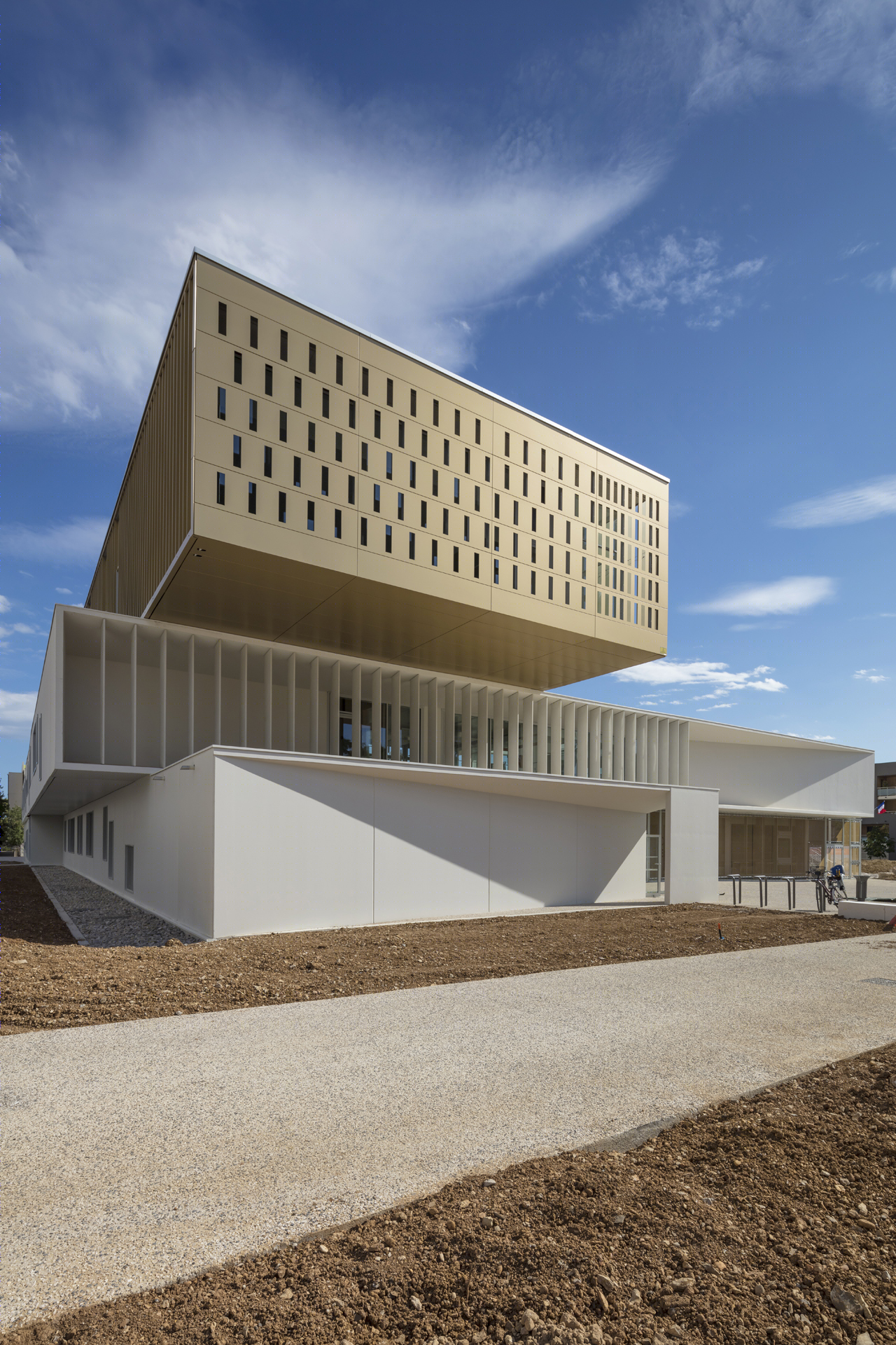 MDR Architectes 打造绿色环绕的法国校园-15