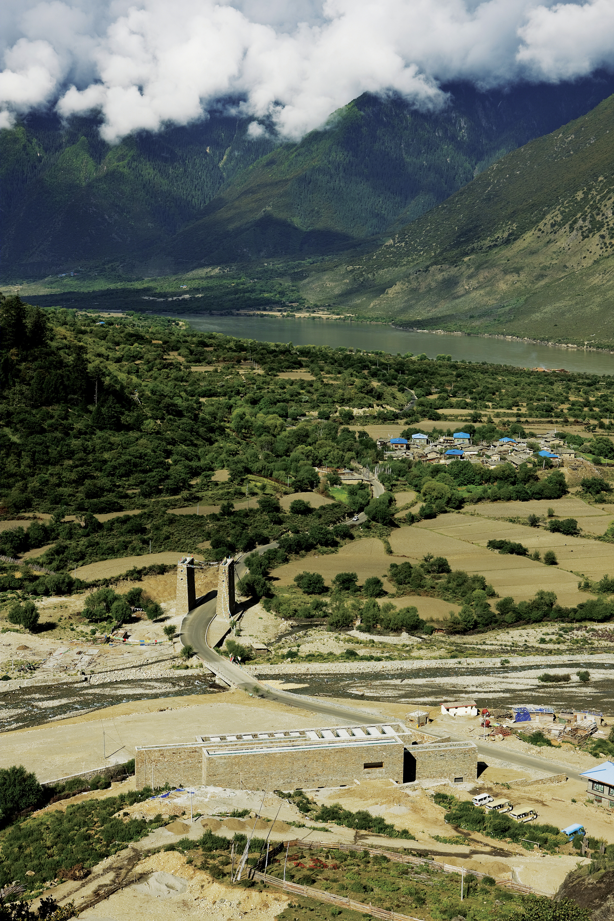 西藏南迦巴瓦游客中心-19