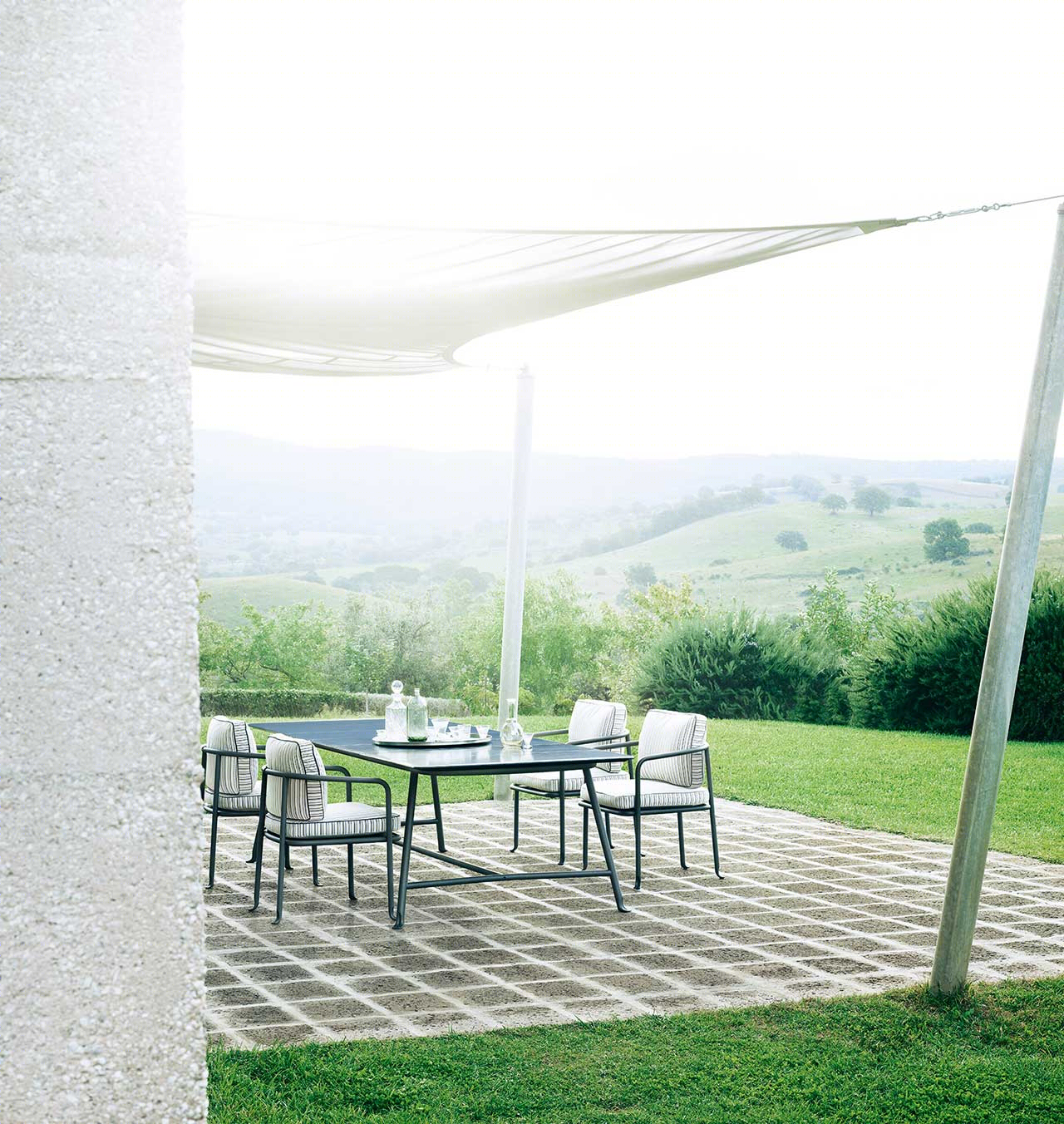 B&B Italia 发布最可持续户外家具系列 Borea-4