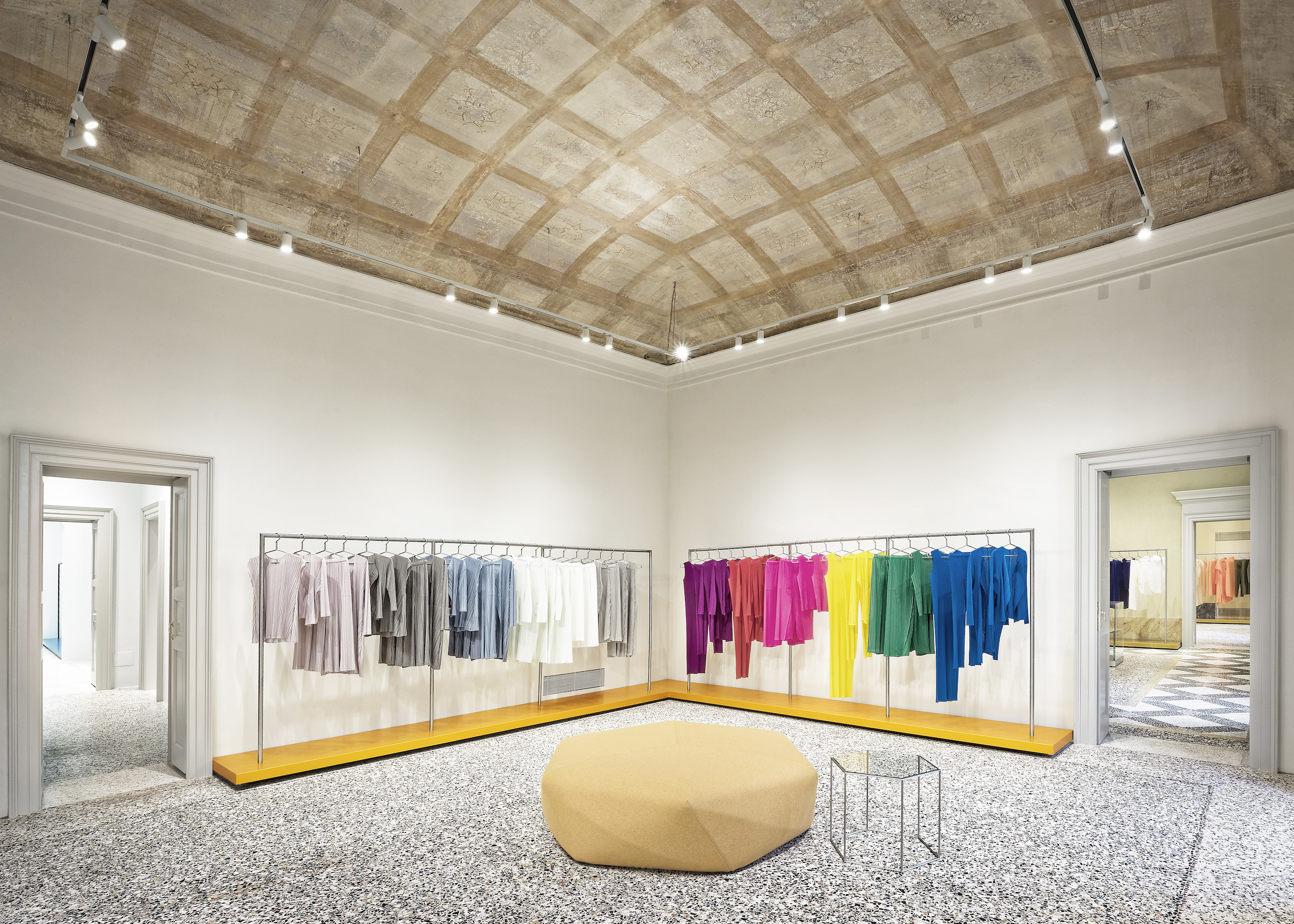 米兰 ISSEY MIYAKE 旗舰店-10