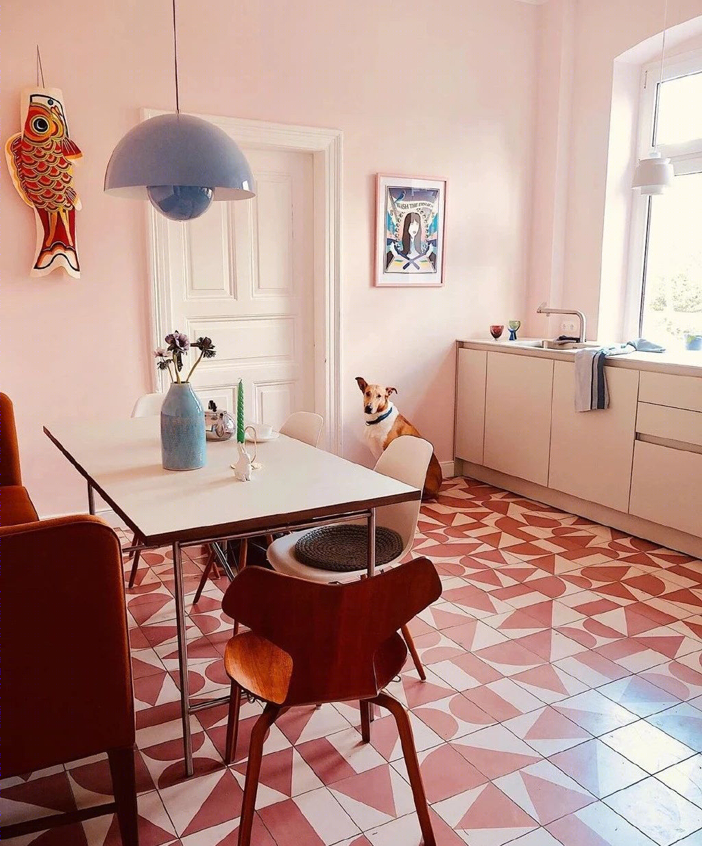 德国北部乡间小屋，经典家具与现代美学的完美融合-24