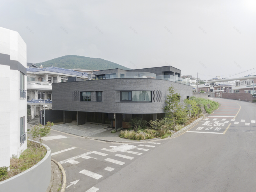 Seoho-dong Residence | 共享景观的漂浮之家-14