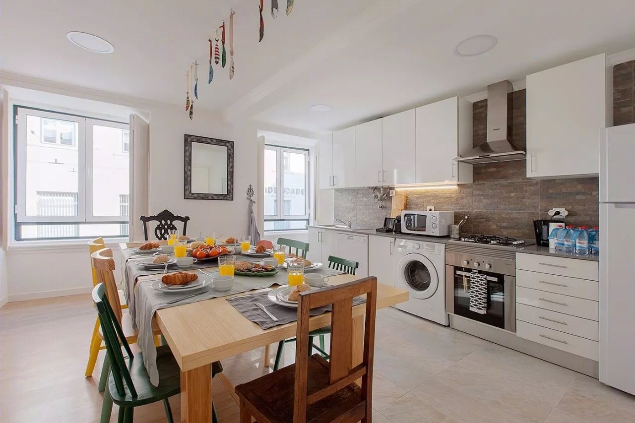 德国北部乡间小屋，经典家具与现代美学的完美融合-32