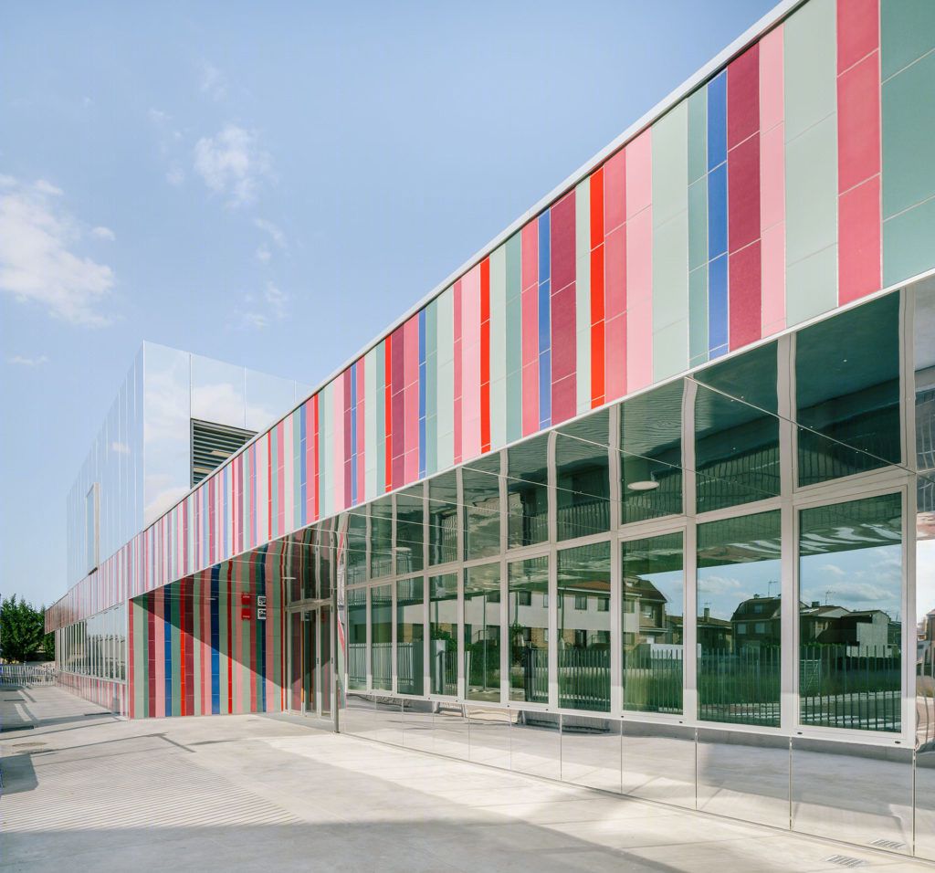 几乎看不见的学校-21