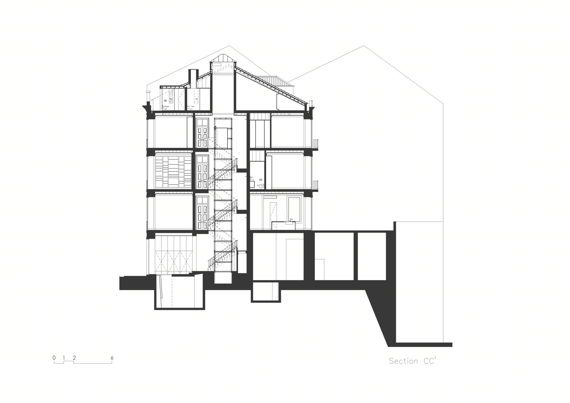 里斯本 Chiado 区历史建筑翻新变身现代别墅-8