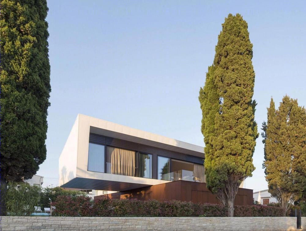 简约度假屋，自然与舒适的完美结合-0