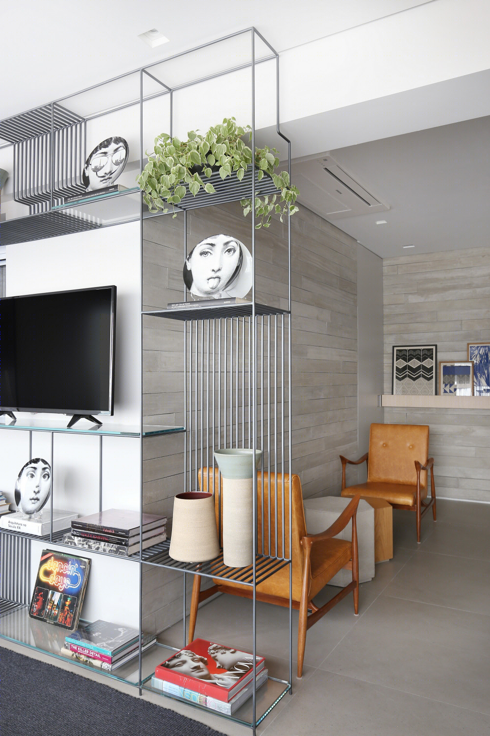 巴西工业风公寓设计 | 灰色调混凝土空间-6