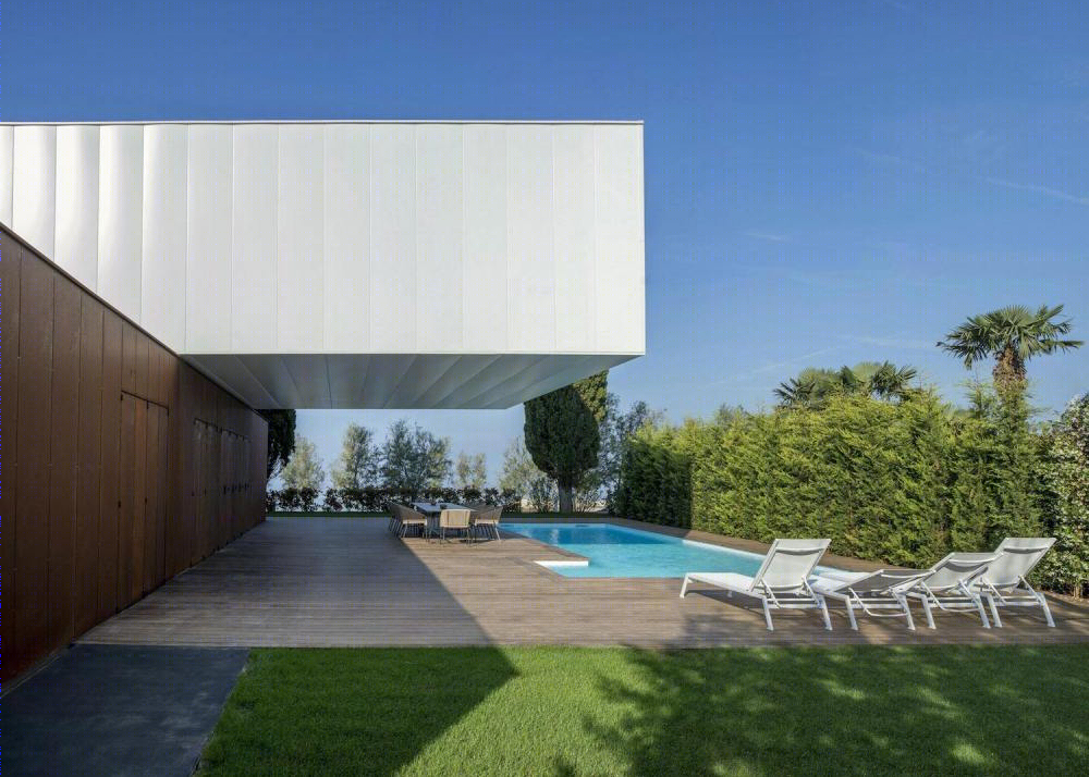 简约度假屋，自然与舒适的完美结合-5